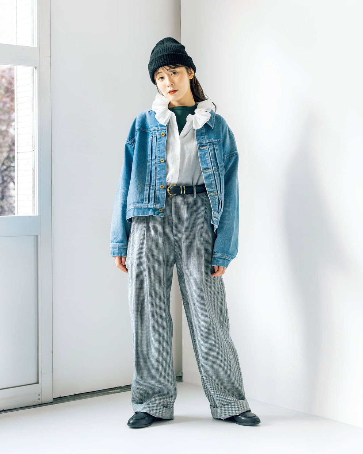 ヒールミーのスニカルシューズを着こなし