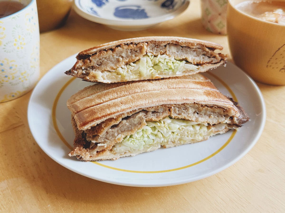 メンチカツホットサンド