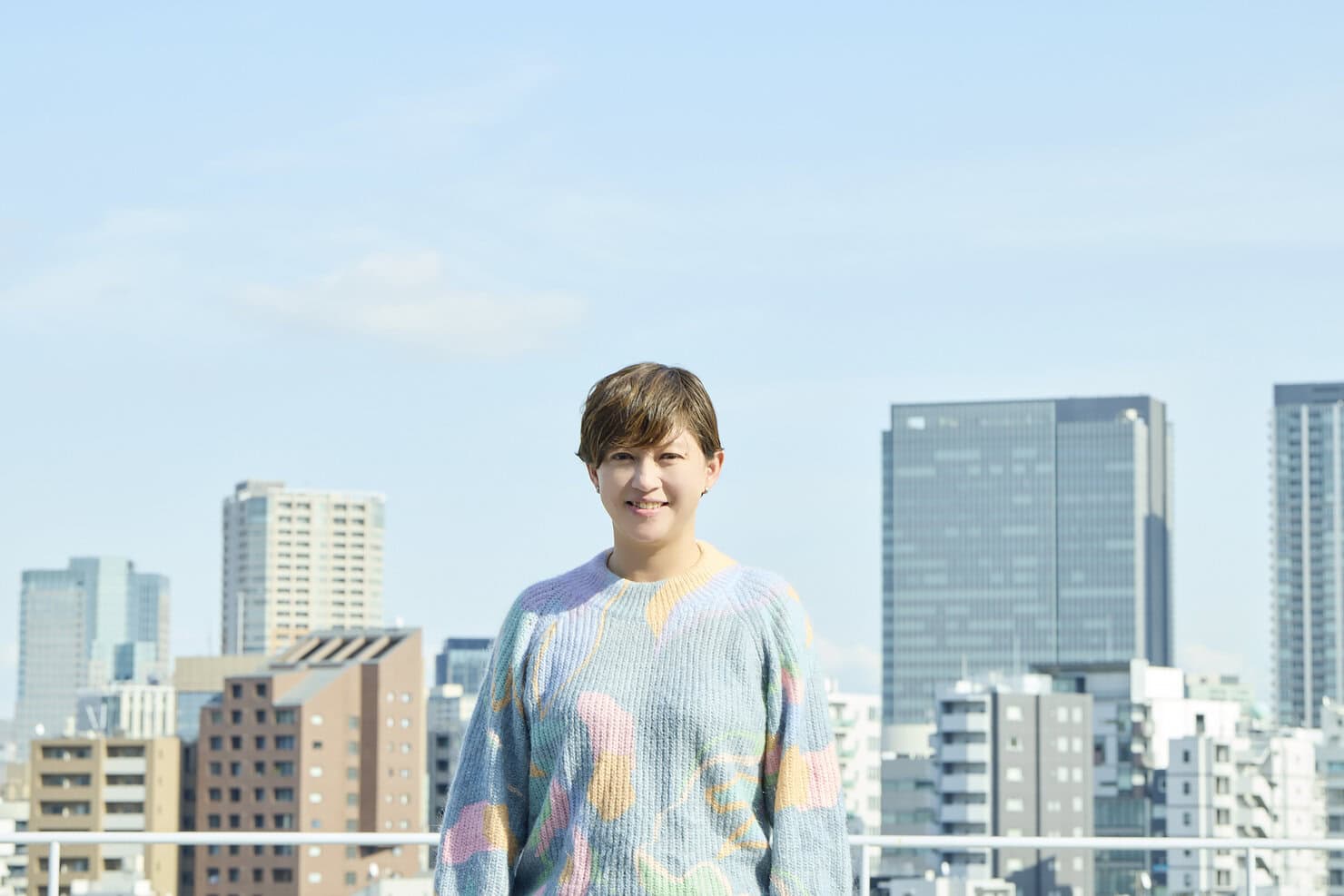 山崎エマ監督