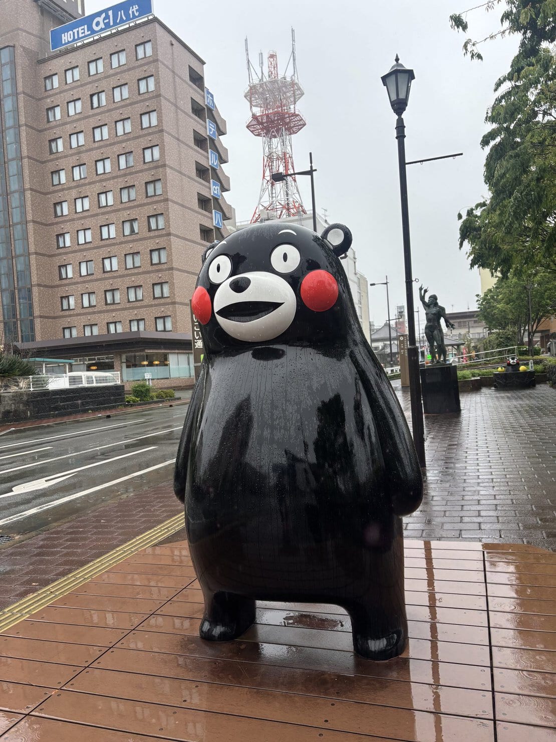 道にいたくまモン