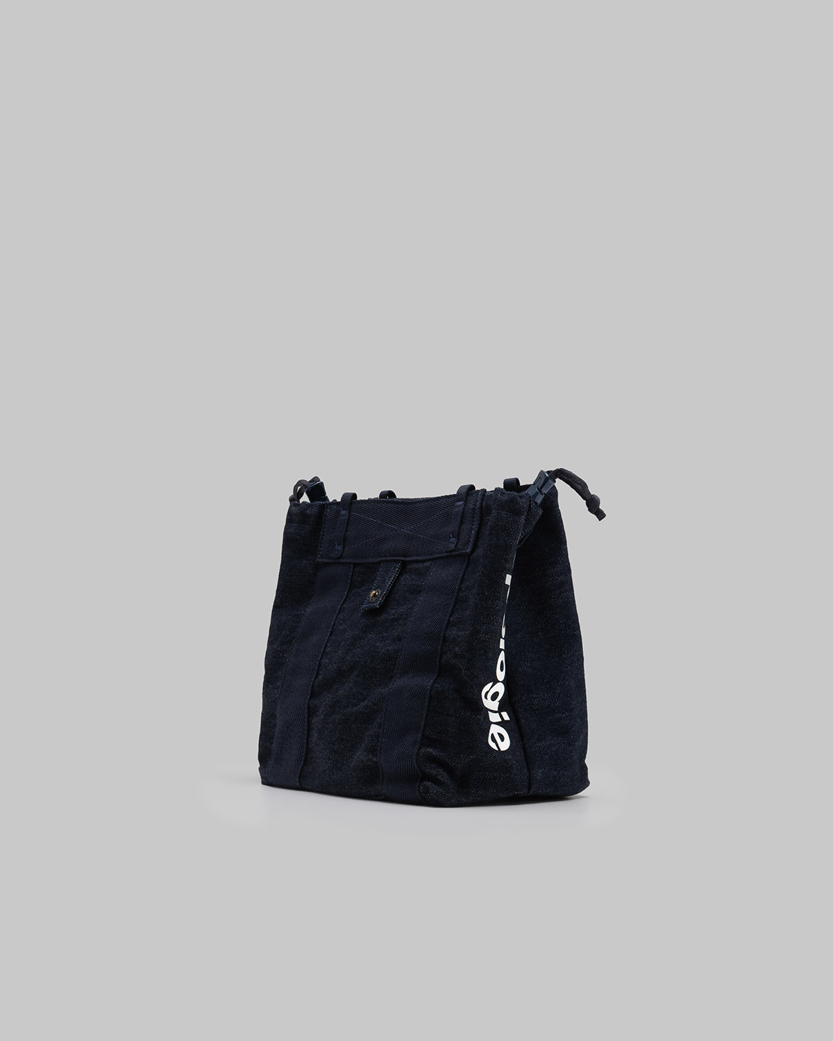 To p o l o g i eプレミアムデニムコレクション