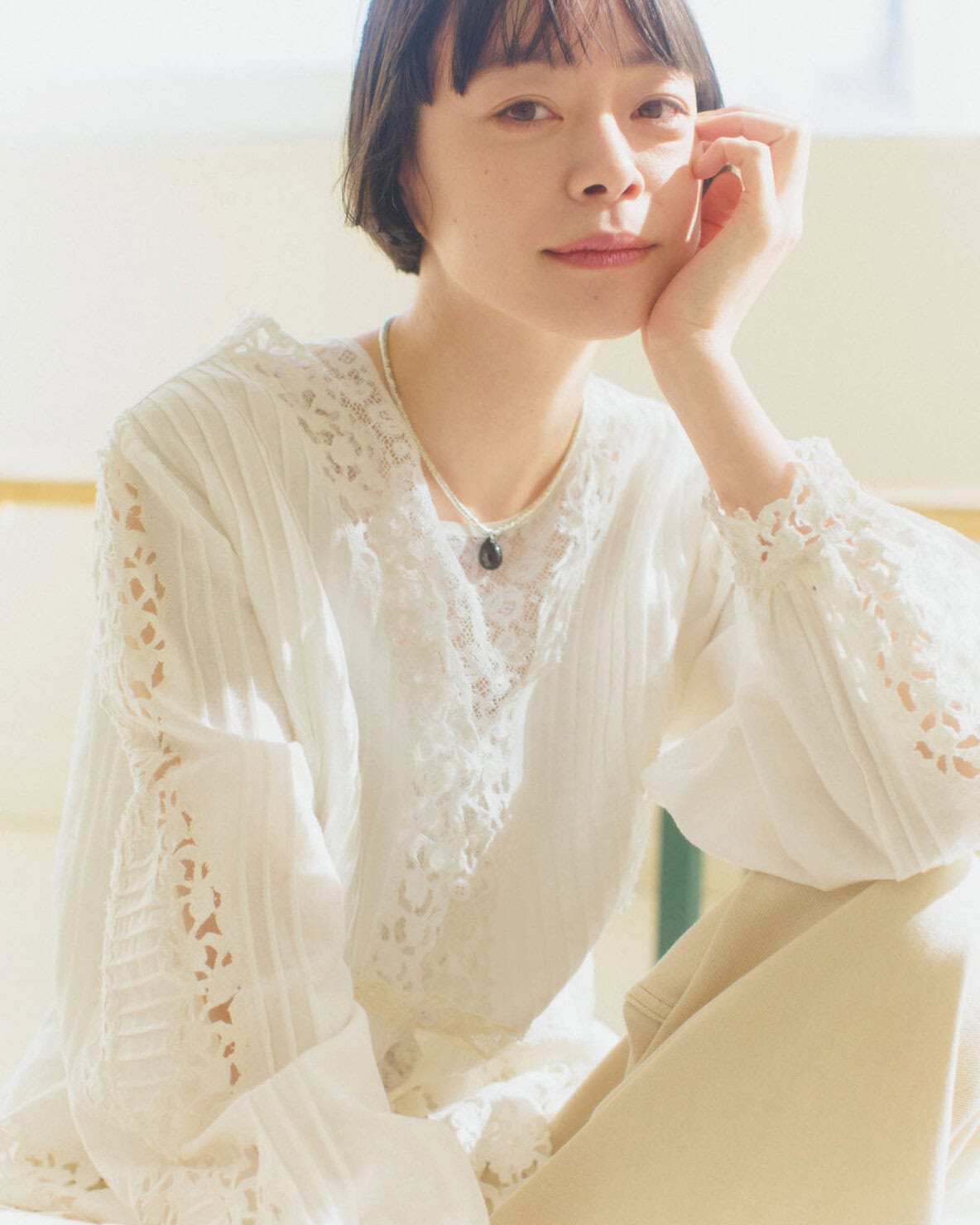 sea new yorkのシャツを春らしく着こなしたモデルKanocoさん