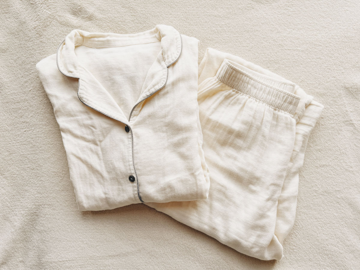 肌触りが優しく、柔らかい生地がお気に入りのガーゼ素材のパジャマ