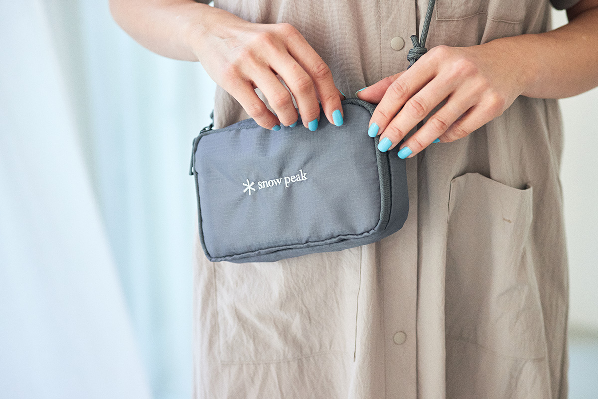 【リンネル×スノーピーク付録】高山都さんがお財布ショルダーバッグを使ってみた