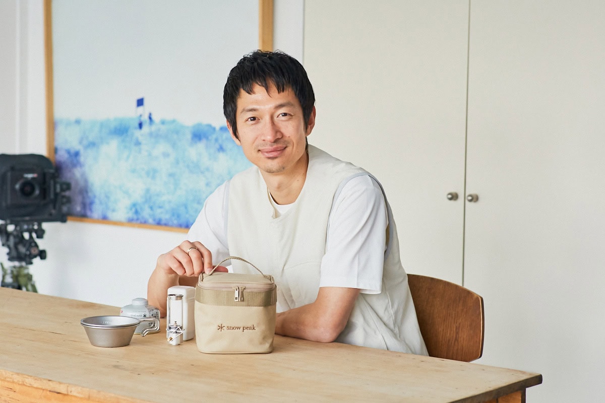 【リンネル×スノーピーク付録】安井達郎さんがバニティポーチを使ってみた