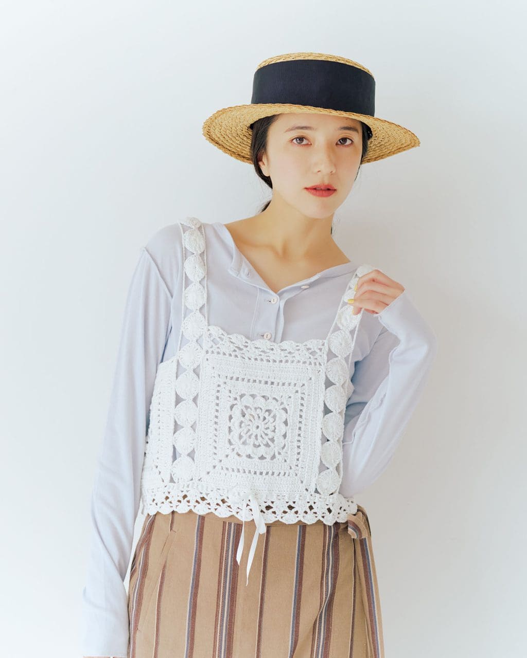 【この夏はビスチェがかわいい! おすすめ5選】 Tシャツに重ねるだけで見違える! シンプルな装いを今っぽく更新