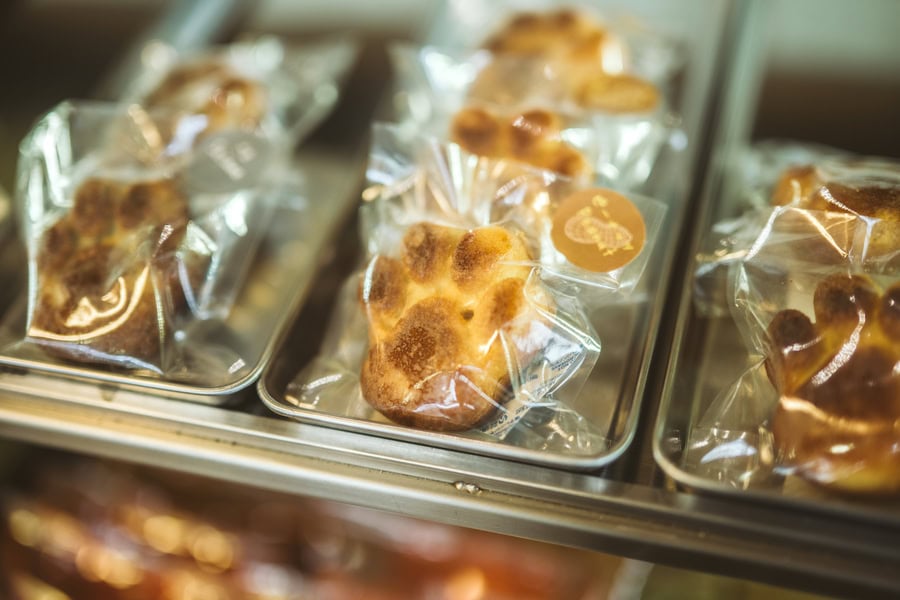 柴又コシジ洋菓子店の肉球マドレーヌ