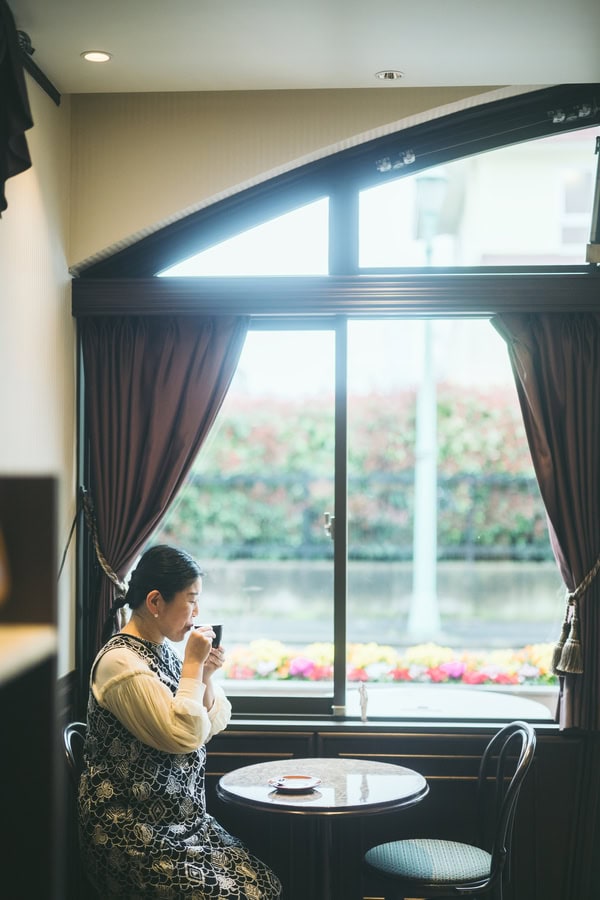 TORAsan caféのクラッシックな店内