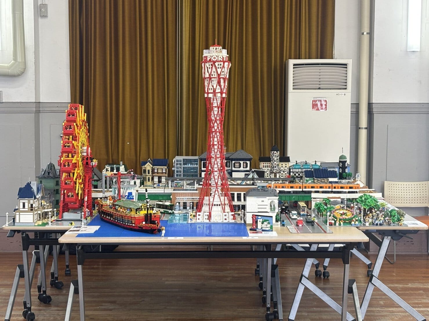 神戸北野ノスタに展示されていたレゴで作った神戸の街並み
