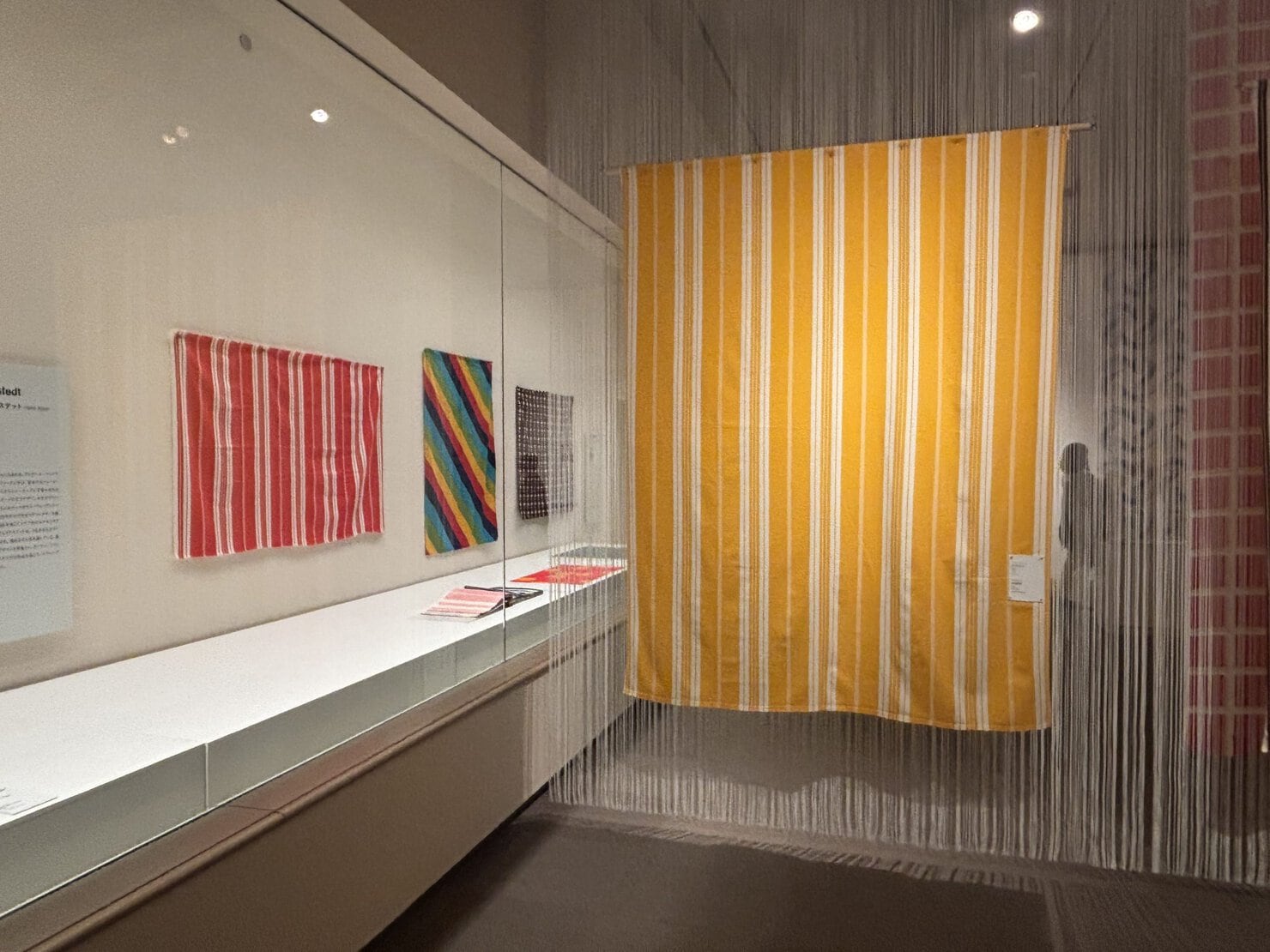 西宮市大谷記念美術館「スウェーデン・テキスタイル展」の展示物