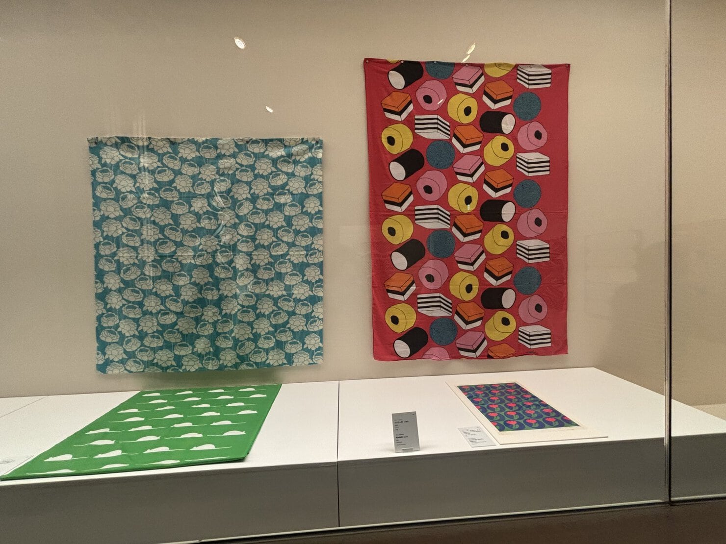 西宮市大谷記念美術館「スウェーデン・テキスタイル展」の展示物