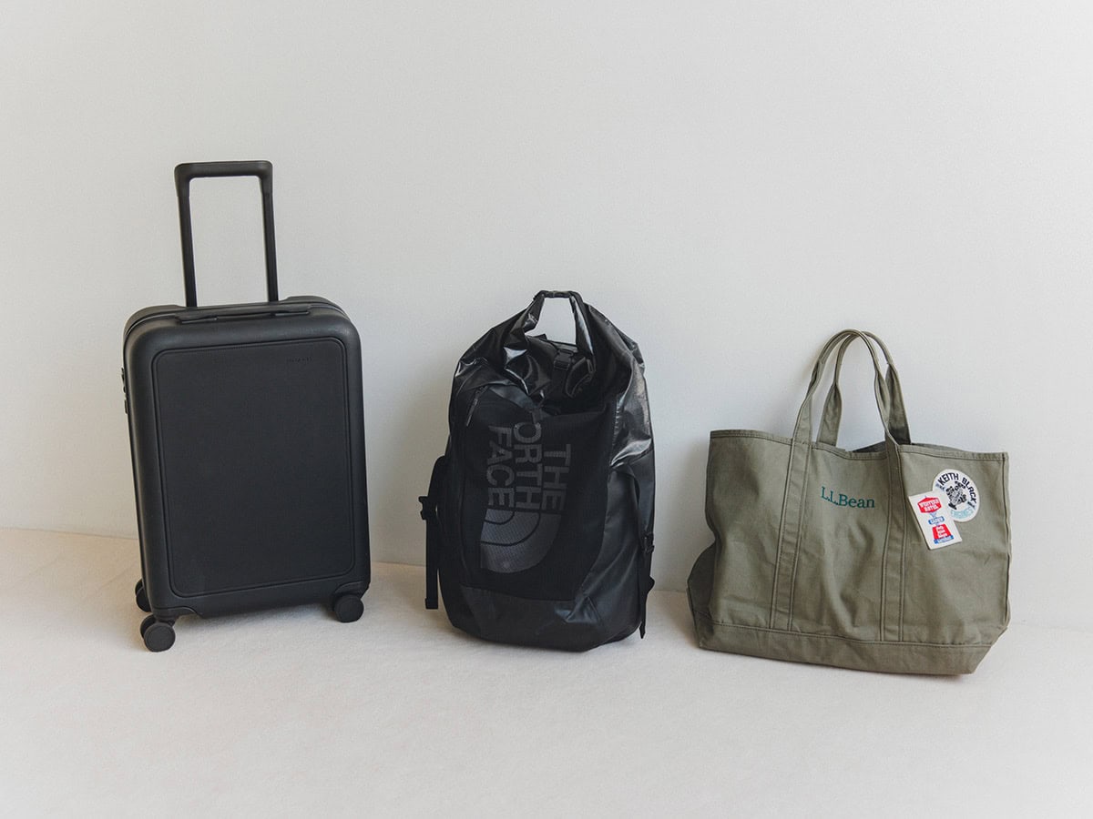 阿久津ゆりえさんの旅バッグ:molnのキャリーケース、ザ・ノースフェイスのリュック、L.L.Beanのトートバッグ
