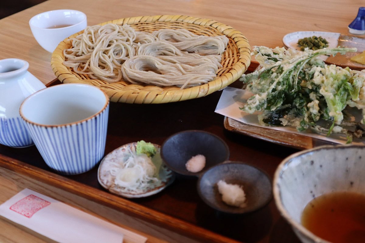手打ちそば 岳(長野県・戸隠)