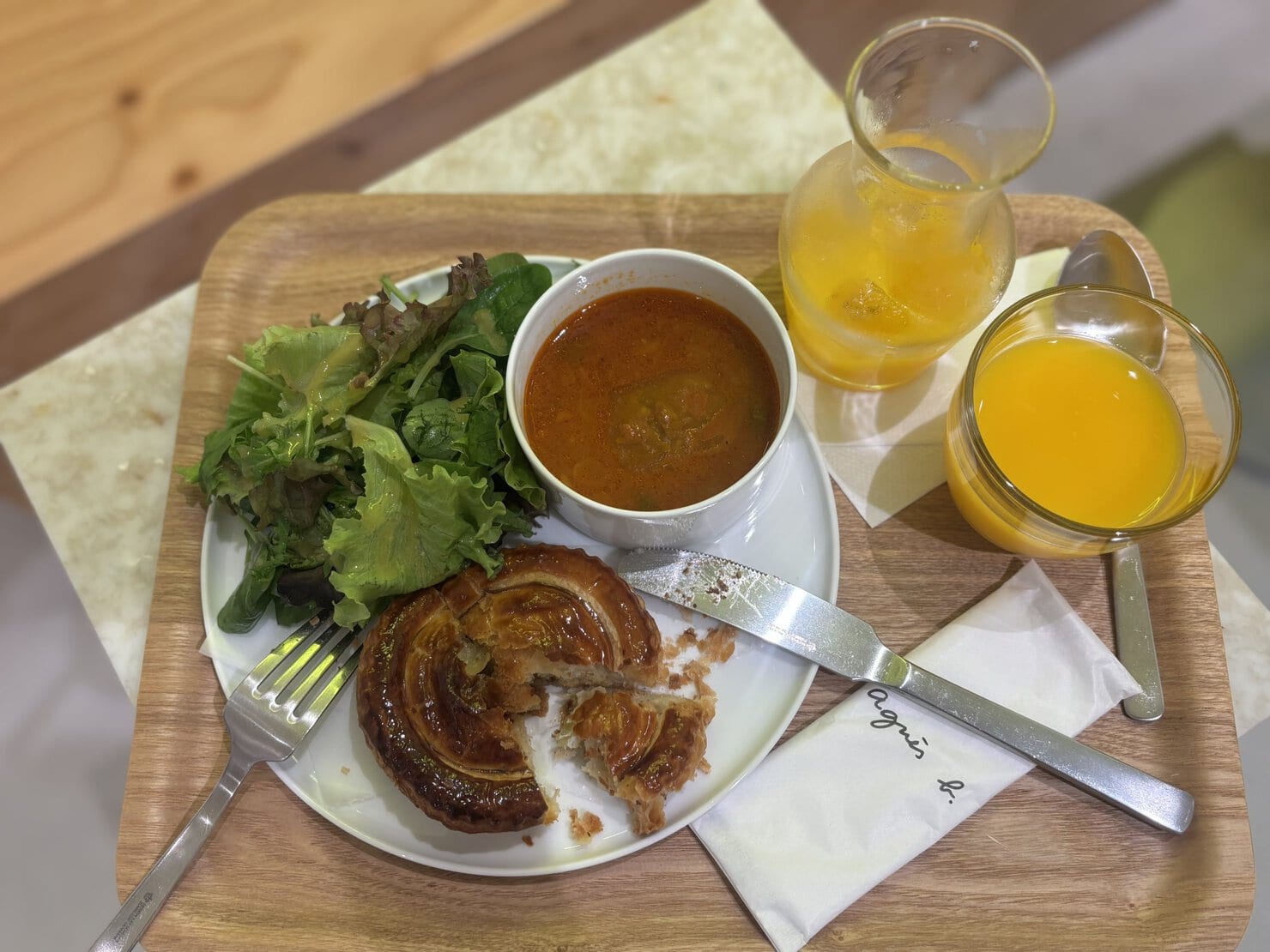 アニエス・ベーカフェ「ミートパイセット」