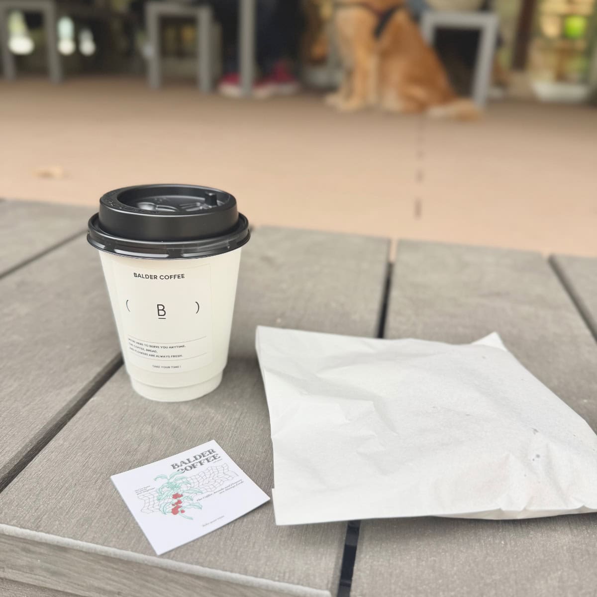 服部緑地baldercoffeeテラス席