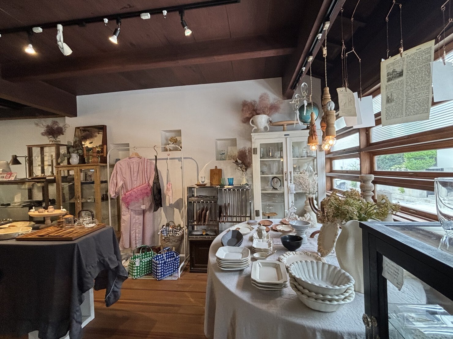「紡木」店内1F