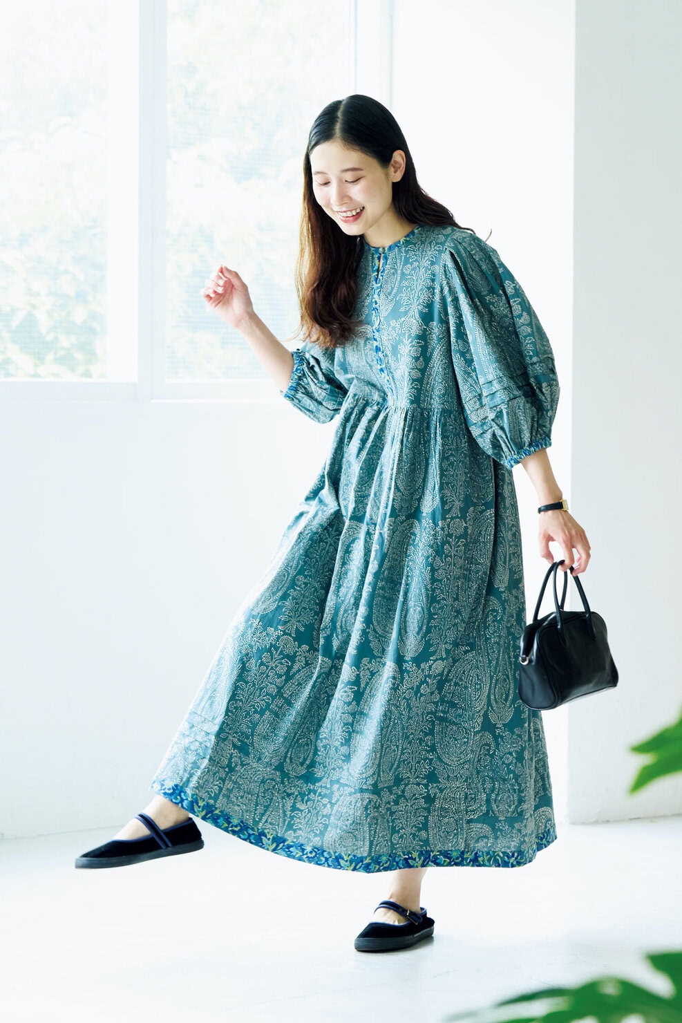 前田エマさんの夏の私服スナップ。