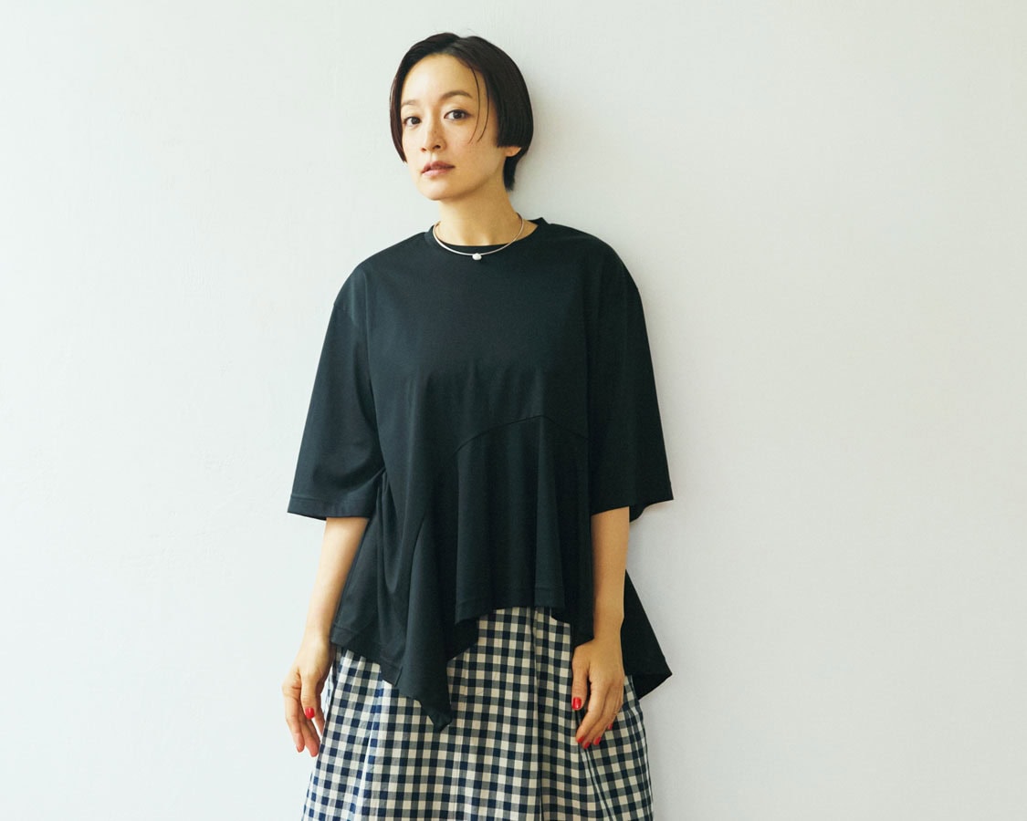 ルームエイトのTシャツで大人女性の体型カバーコーデ