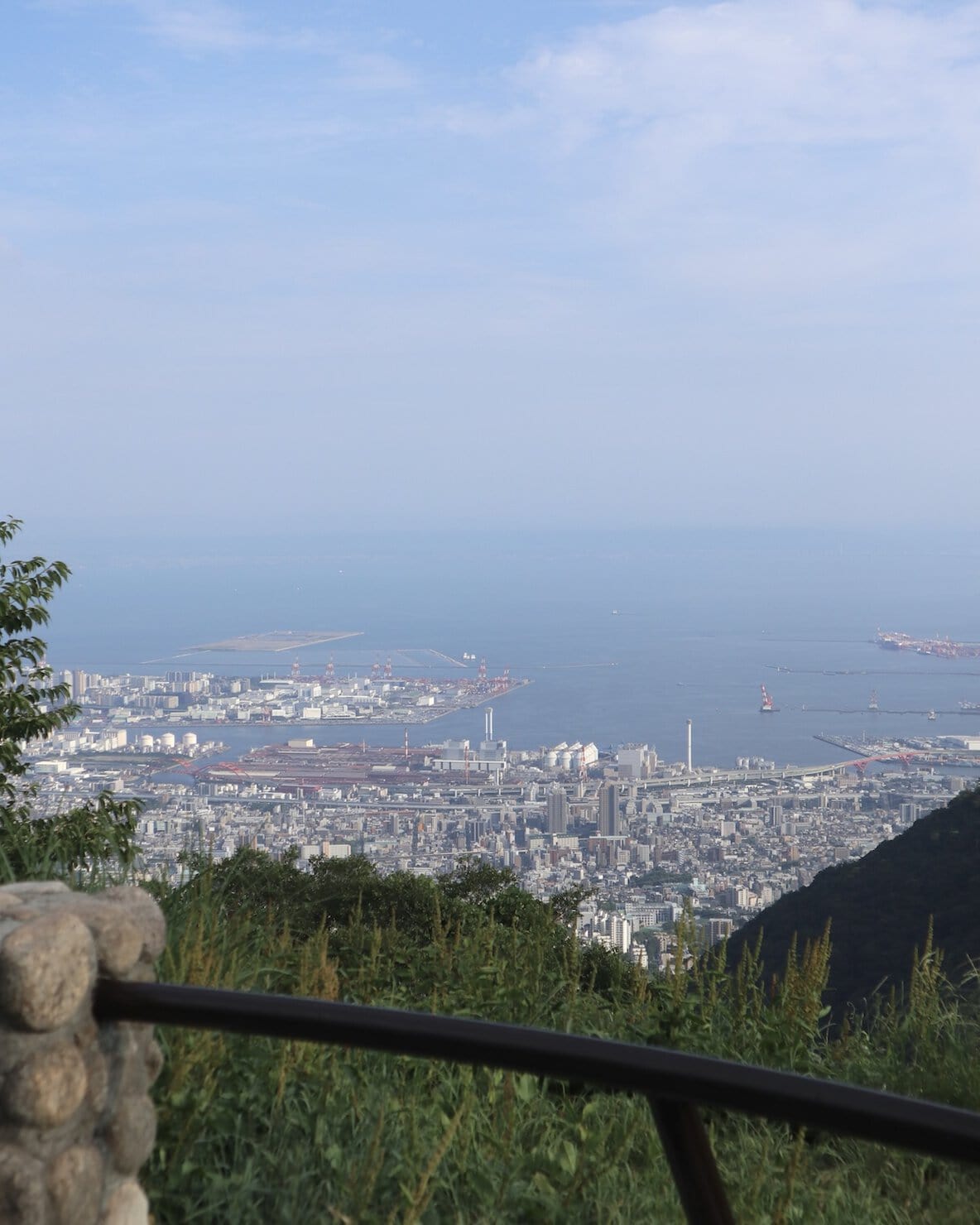 六甲山THIRD PLACE ROKKOの帰りに寄った鉢巻展望台からの景色
