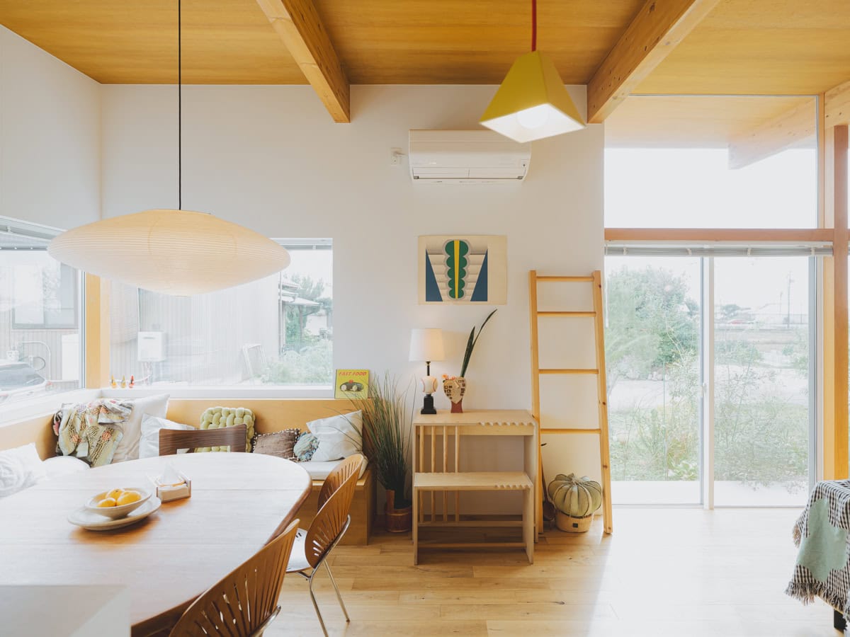 アイクラーホームに憧れた、中庭のある平屋のリビングダイニング
