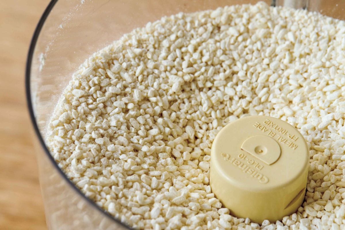 ひと晩発酵みその作り方 米麹はフードプロセッサーにかけてくだく