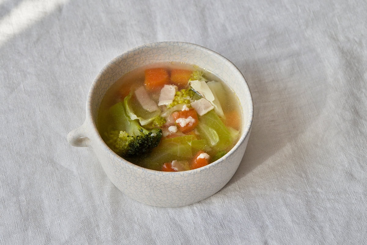 野菜たっぷり玉ねぎ麹スープ