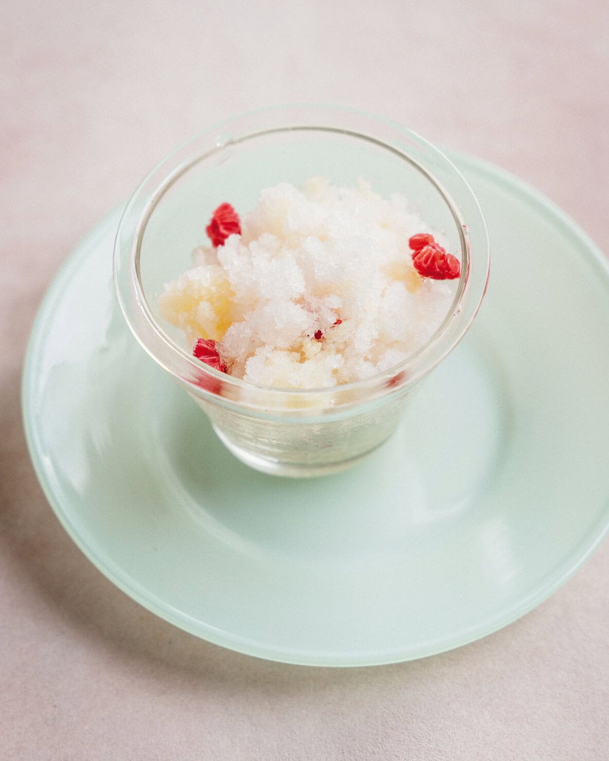 菓子研究家・高石紀子さんの桃のグラニテの作り方