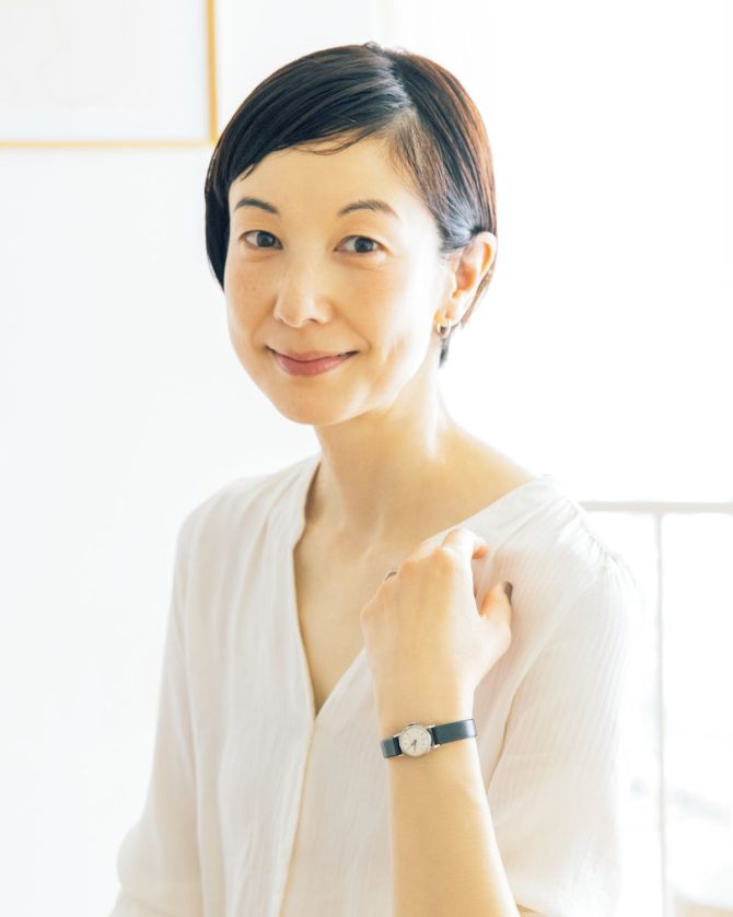 INTERNATIONAL WATCHCO.（現在のIWC）のヴィンテージウォッチを愛用のモデル・香菜子さん