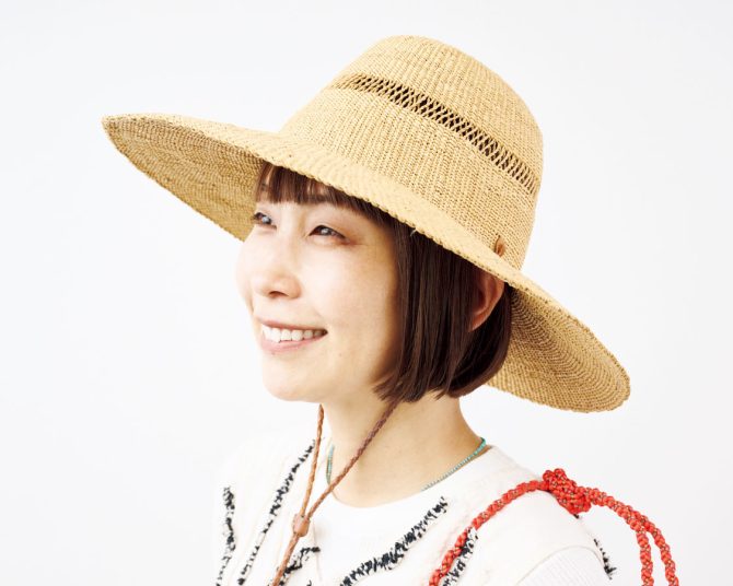 編集ライター仁田ときこさん愛用の麦わら帽子