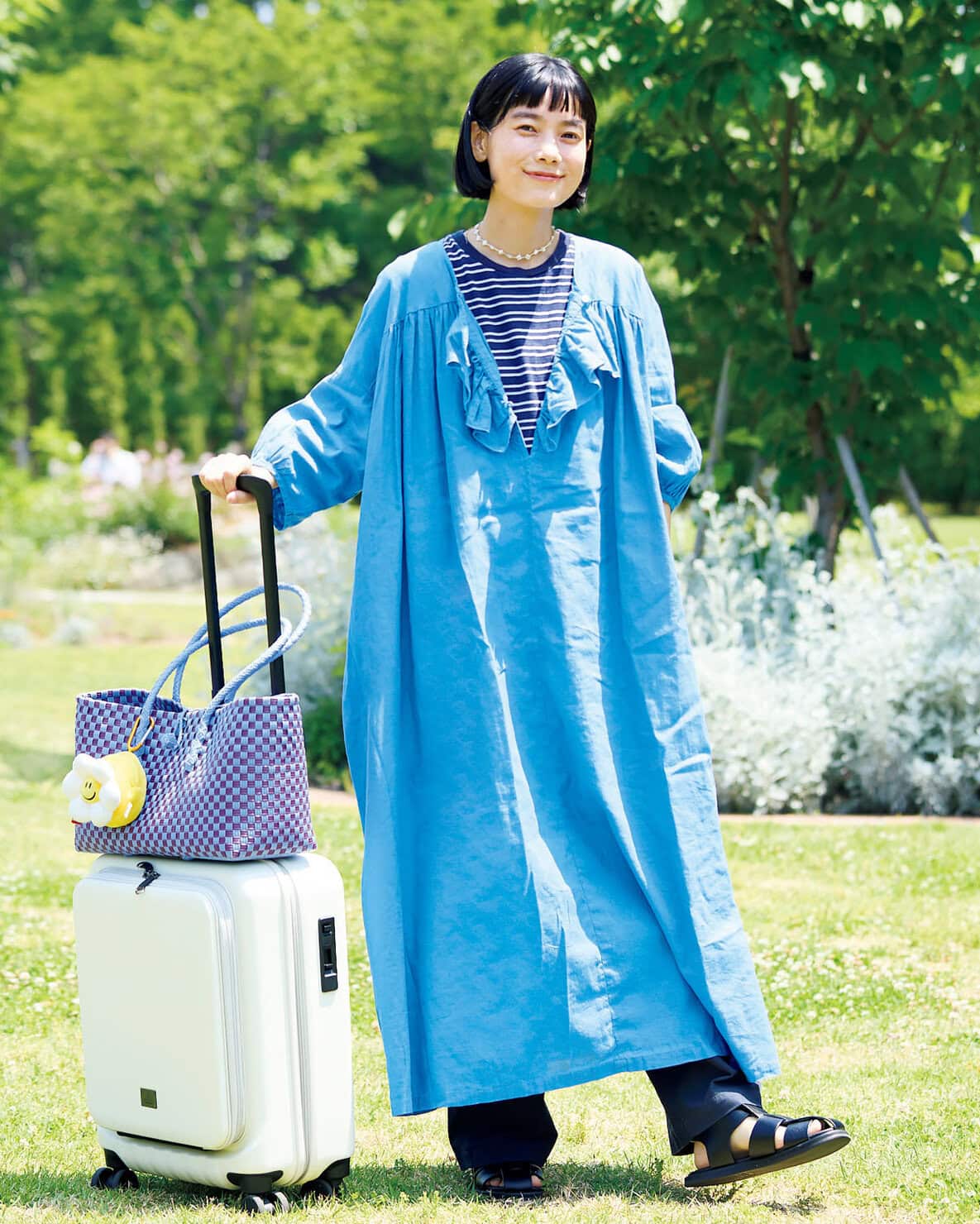 モデル 坂井裕美さんの旅の私服スナップ