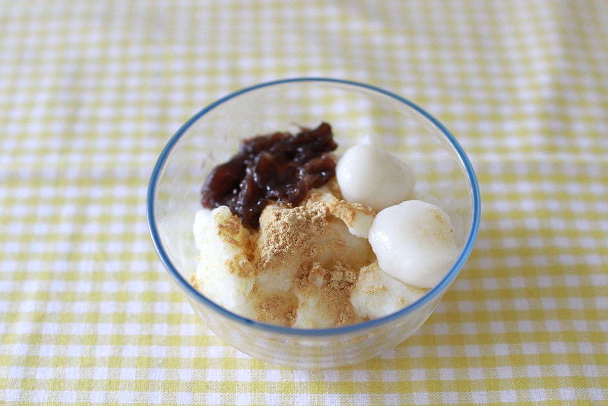 韓国スイーツ「ピンス」きなこ・あずき・白玉をトッピング!