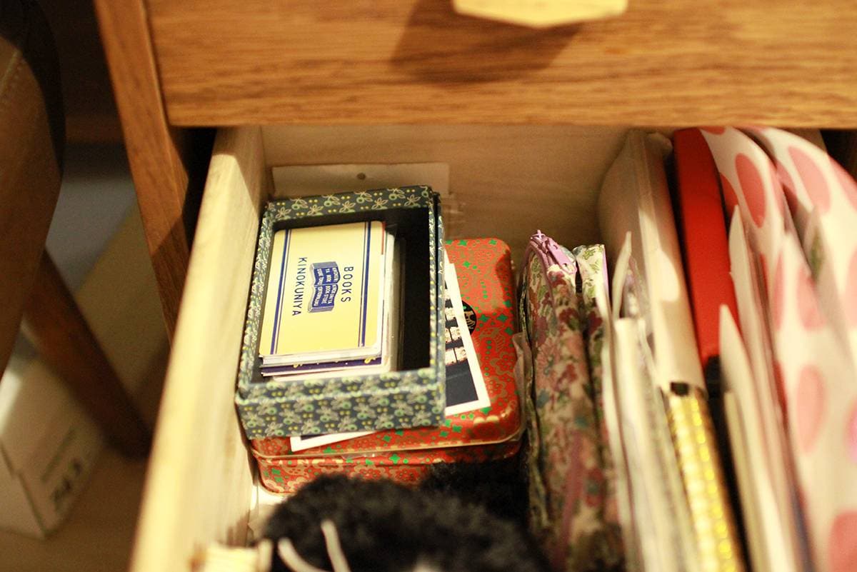 使いたい時にすぐ取り出せるお店のカードをしまう箱