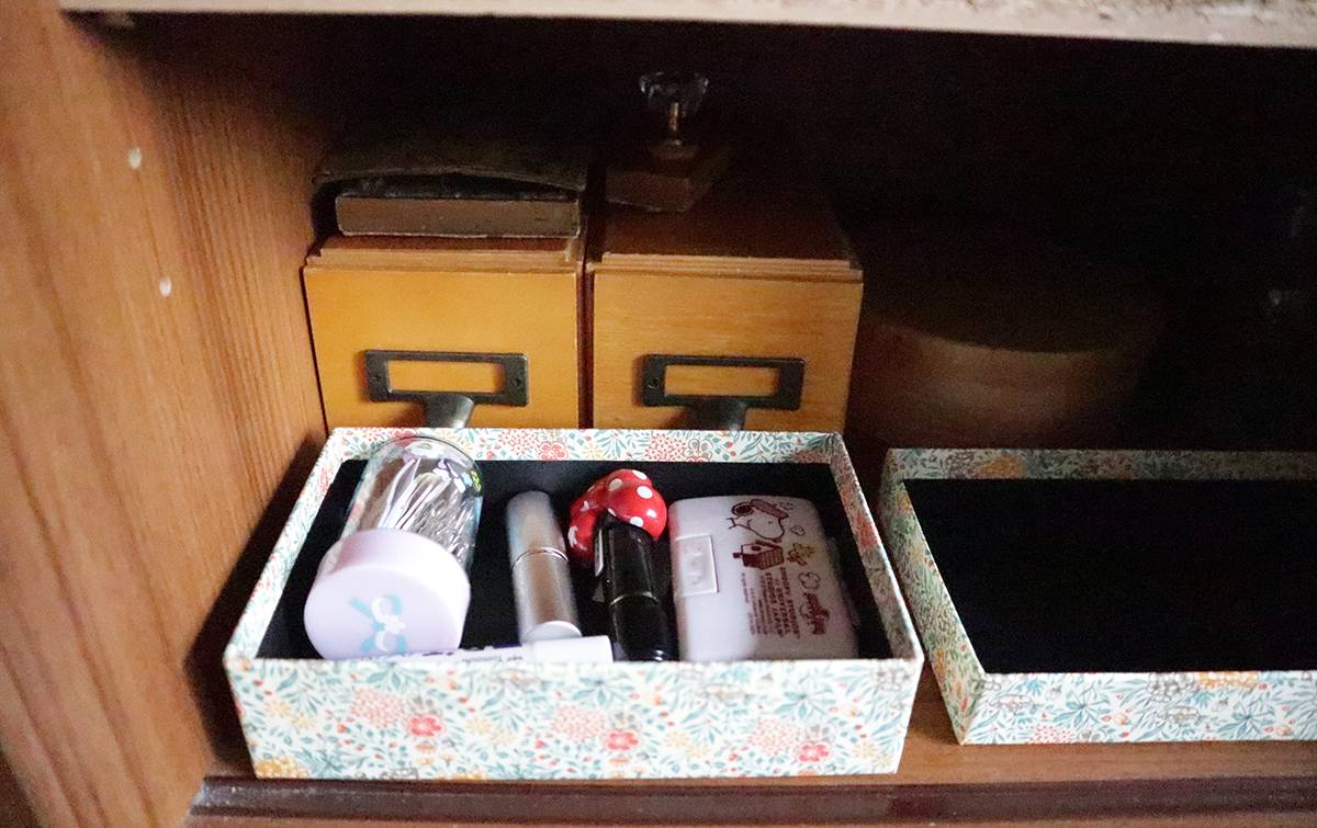 一つの箱に入れておけばさっと取り出せる印鑑や大切なものをしまう箱