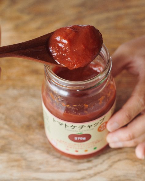 週1回「生活クラブ」の宅配で整うわが家の食材活用術。スタイリスト宇藤えみさんの愛用食材(トマトケチャップ)