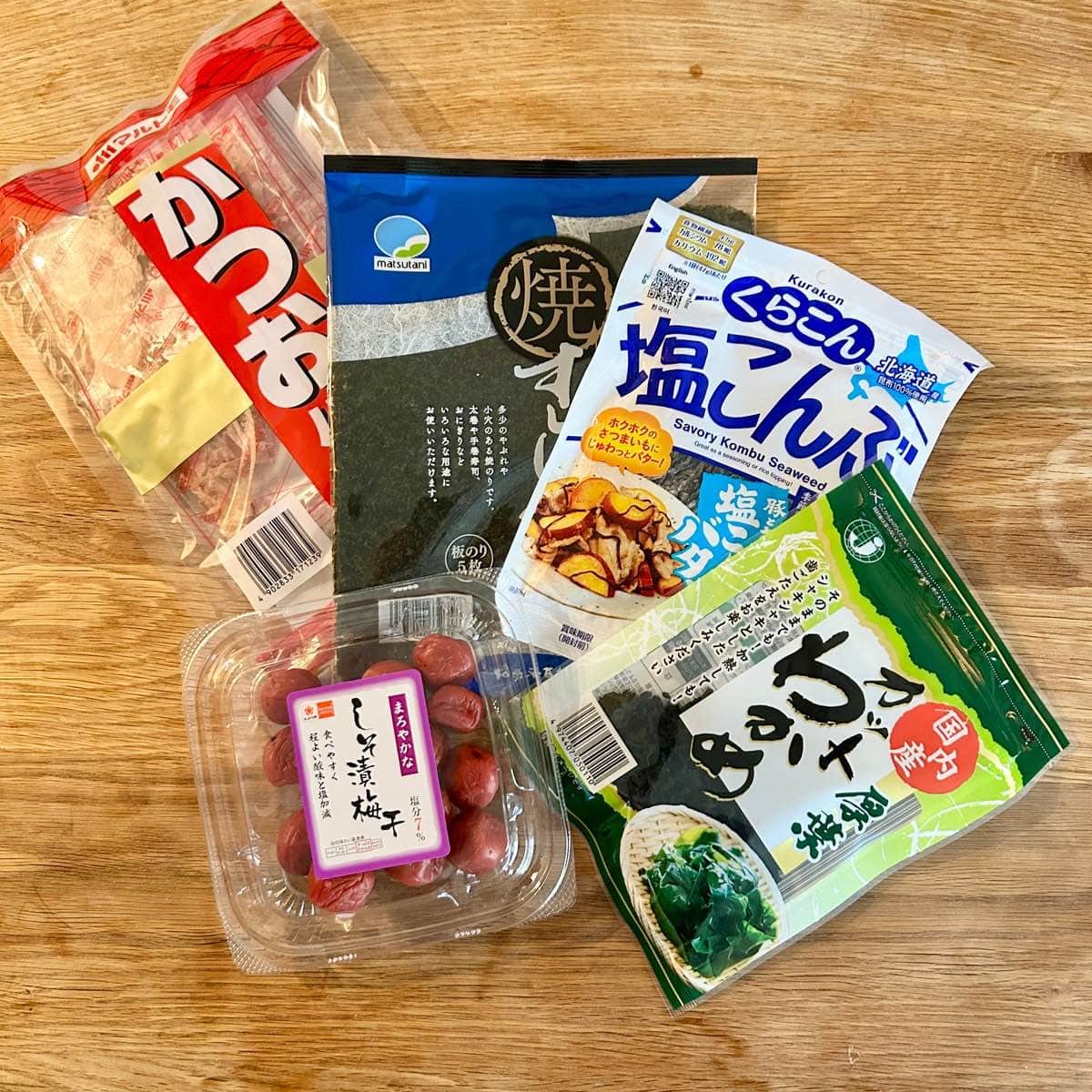 防災対策としてストックしている保存のきく食べ慣れたごはんのお供。
