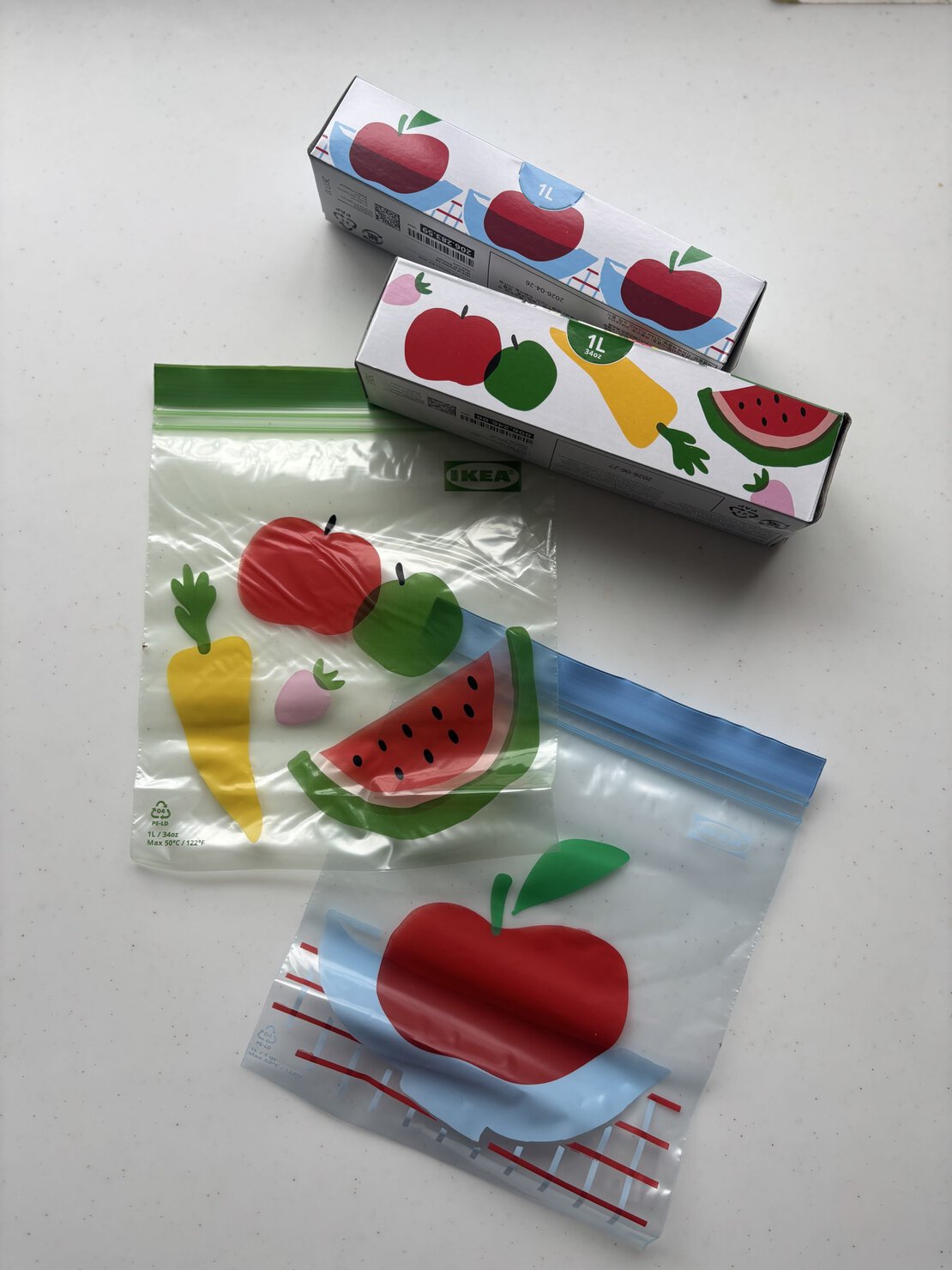 ISTAD イースタードフリーザーバッグ 各¥299