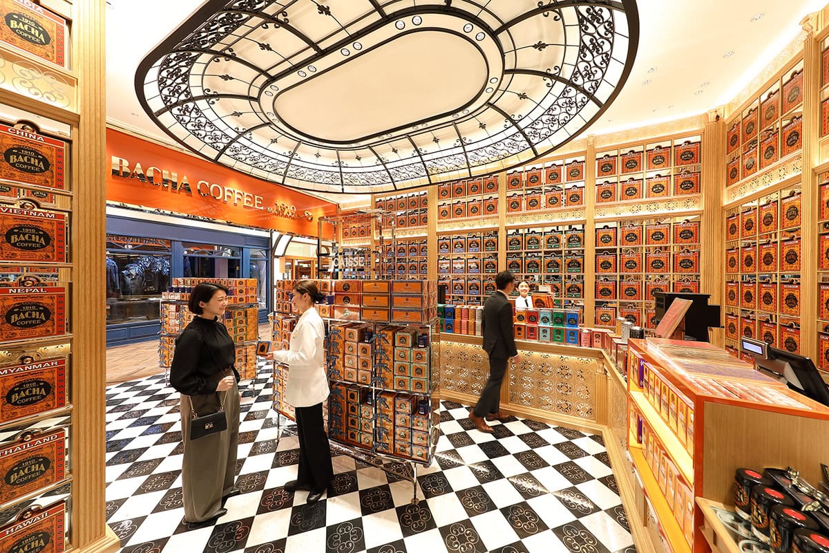 2号店バシャコーヒー新丸ビル内観
