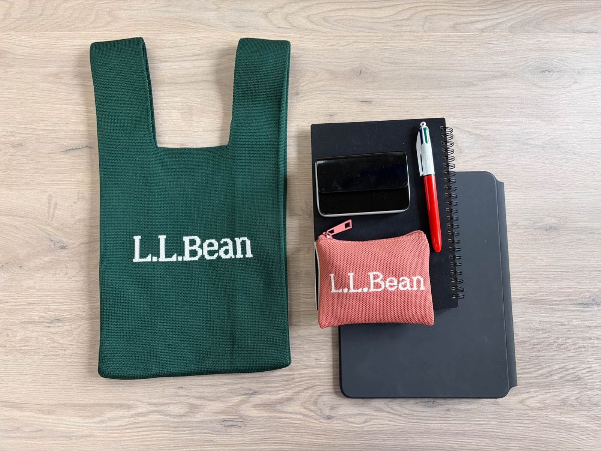 リンネル11月号付録L.L.Beanのバッグにタブレットやノートを入れて打ち合わせに
