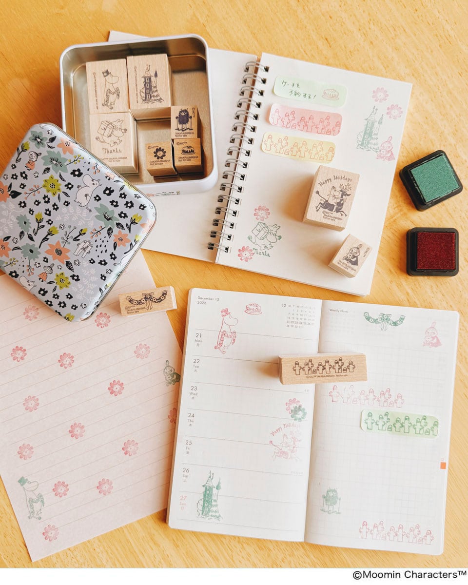 リンネル12月号付録、「ムーミンと仲間たち木製スタンプセット」でデコレーションした手帳やメモ帳