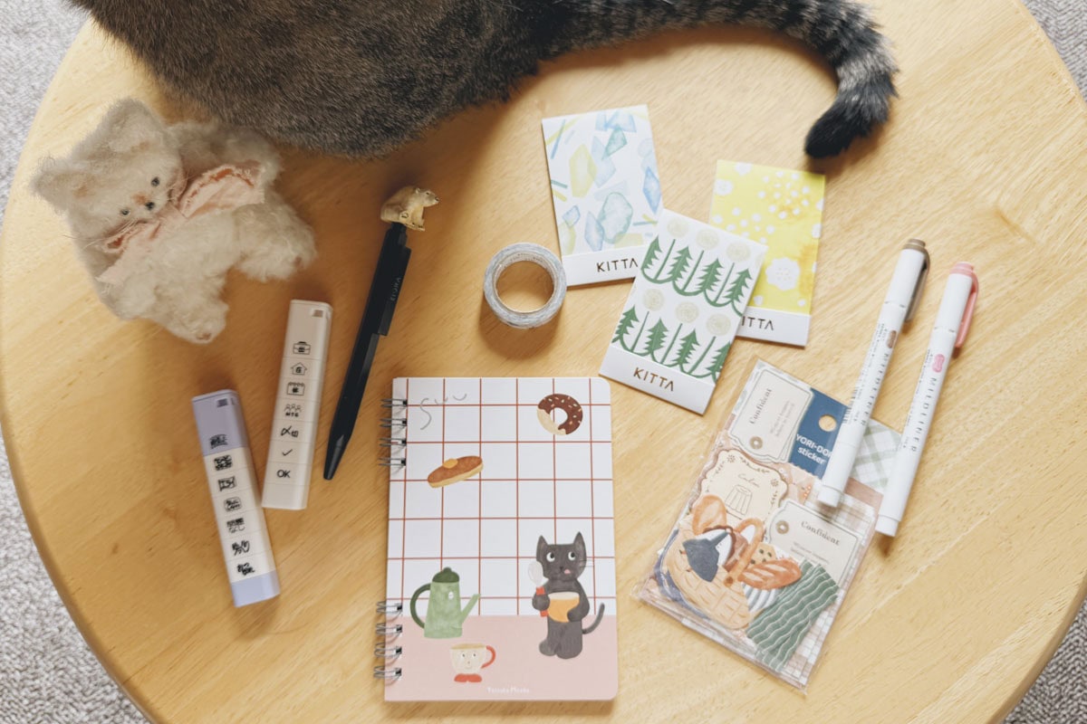 ついつい買ってしまう、文具たち。手帳のデコレーションには欠かせません〜!