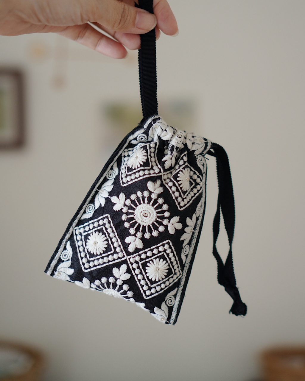 インド刺繍リボンでハンドメイド巾着ポーチ