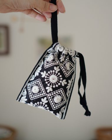インド刺繍リボンでハンドメイド巾着ポーチ