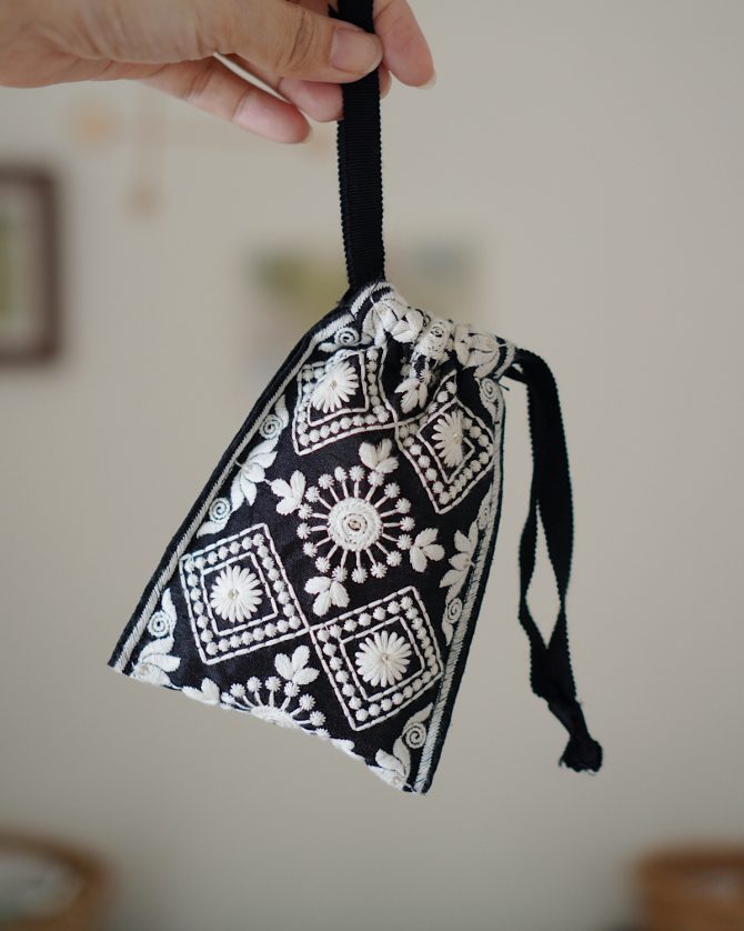 インド刺繍リボンでハンドメイド巾着ポーチ