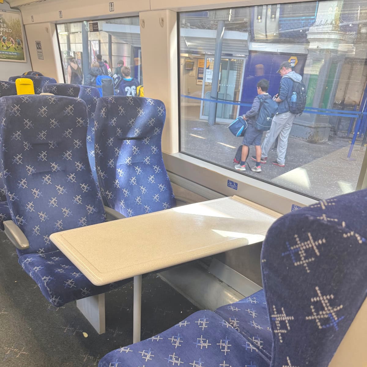 ScotRail車内、普通席