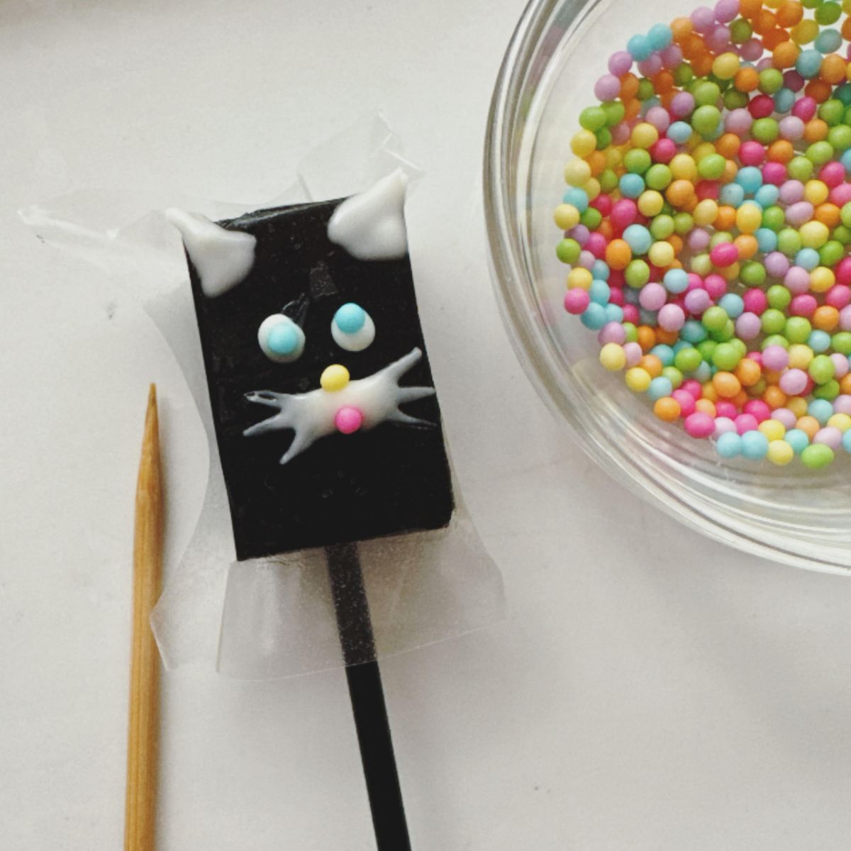 カルディのお菓子でハロウィンプチギフト 珈琲ゼリーネコの作り方手順